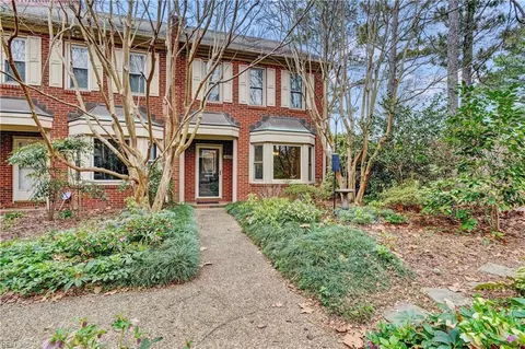 1027 Llewellyn Mews, Norfolk, VA 23507