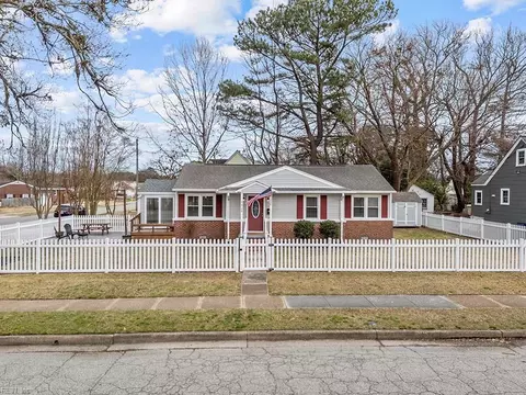 9424 Sturgis St, Norfolk, VA 23503