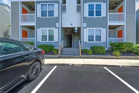 1845 Chantilly Ct, Virginia Beach, VA 23454