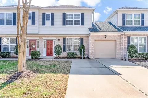 1459 Otterbourne Cir, Chesapeake, VA 23320