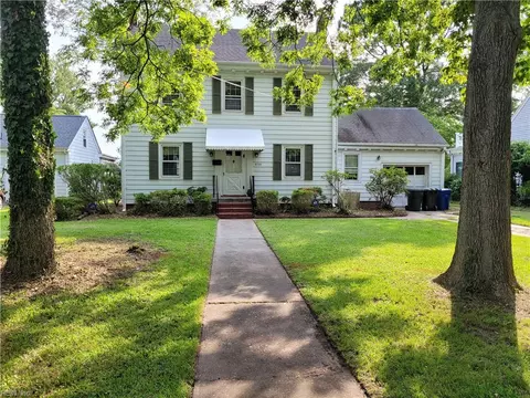 9701 River Rd, Newport News, VA 23601