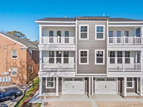 405 33 12 St #A, Virginia Beach, VA 23451