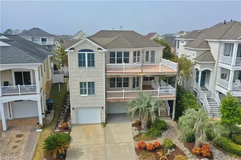 9625 Bay Point Dr, Norfolk, VA 23518