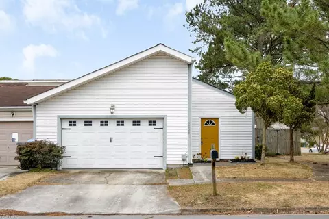 5029 Denny Dr, Virginia Beach, VA 23464