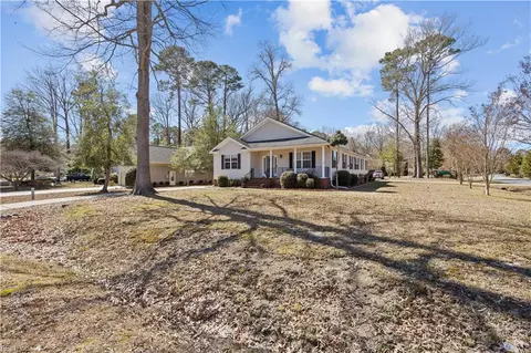 300 Hunter Way, Smithfield, VA 23430 photo 48