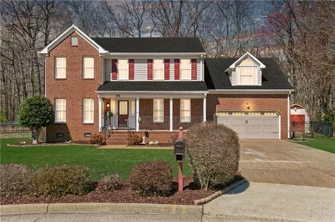 102 Rosetta Dr, Yorktown, VA 23693