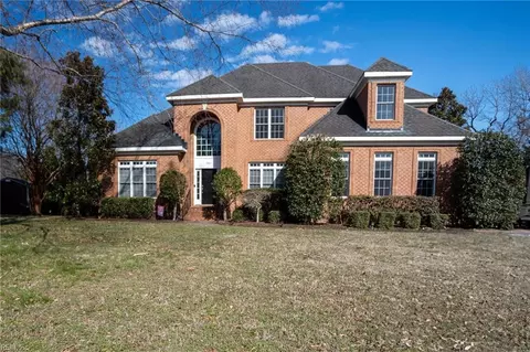 3801 Pine Grove Cir, Chesapeake, VA 23321