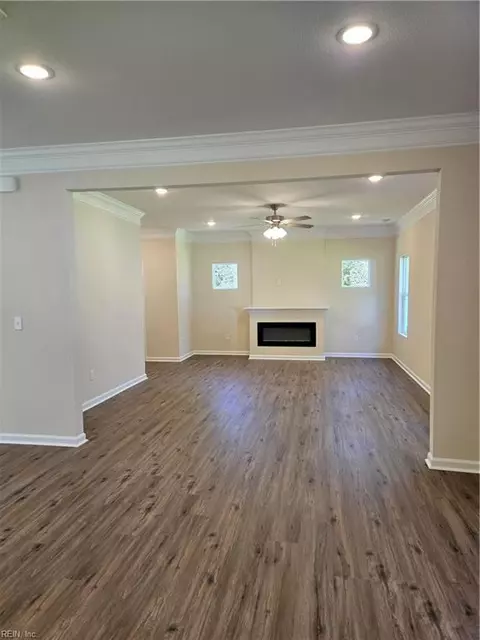 1075 Scenic Blvd, Chesapeake, VA 23322 photo 10