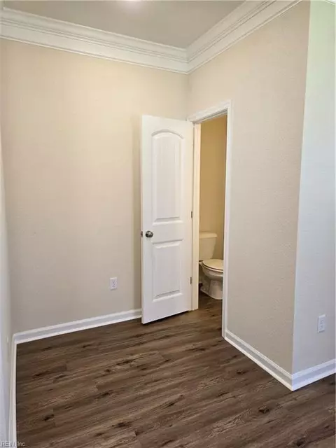 1075 Scenic Blvd, Chesapeake, VA 23322 photo 12