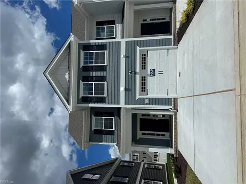 4944 Breck Ln, Chesapeake, VA 23321