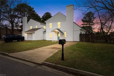 5740 Simon St, Virginia Beach, VA 23464