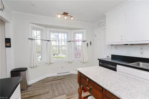 905 Talbot Dr, Smithfield, VA 23430 photo 11