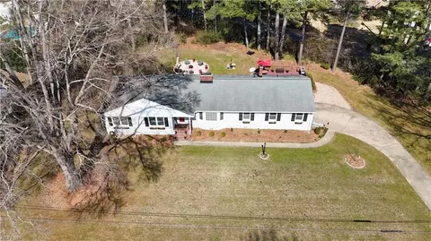 905 Talbot Dr, Smithfield, VA 23430 photo 32