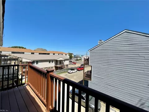 Exterior - 1425 Ocean View E Ave #7, Norfolk, VA 23503 photo 5 of 5