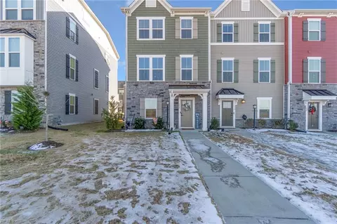 156 Jordan House Dr, Smithfield, VA 23430