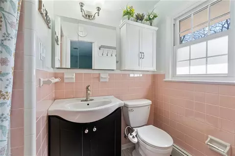 Bath - 115 Ashley Rd, Chesapeake, VA 23322 photo 4 of 8