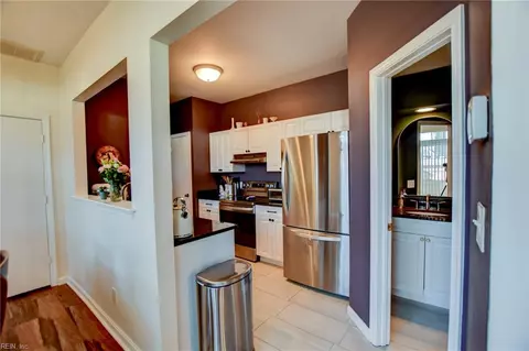 Kitchen - 1408 Shortleaf Ln, Chesapeake, VA 23320 photo 1 of 5