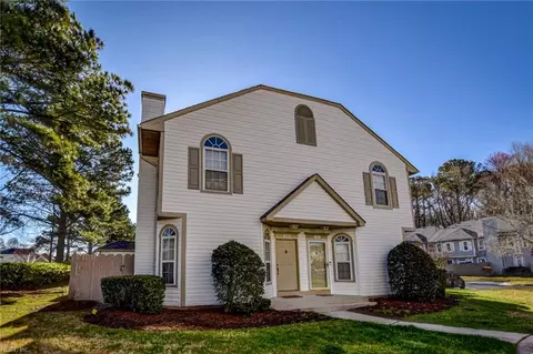 Exterior - 1408 Shortleaf Ln, Chesapeake, VA 23320 photo 4 of 4