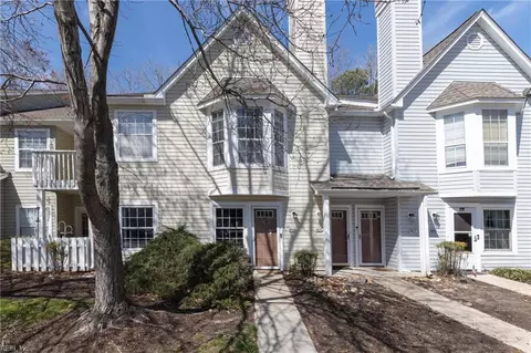 893 Whistling Swan Dr, Virginia Beach, VA 23464
