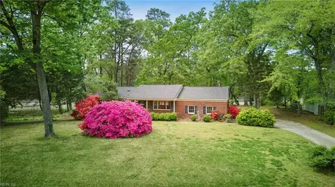 1452 S Twin Lake Rd, Virginia Beach, VA 23454