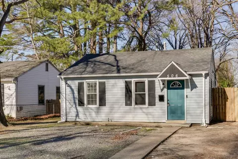 Exterior - 506 Marion Rd, Hampton, VA 23663 photo 2 of 3