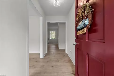 143 Robin Ln, Suffolk, VA 23434