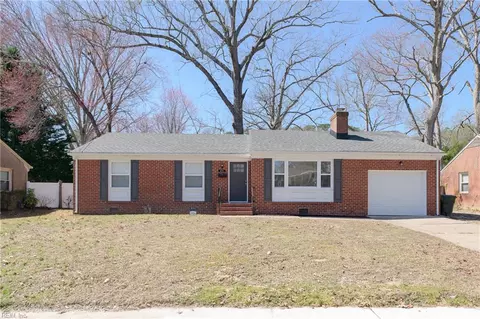 831 Catalina Dr, Newport News, VA 23608