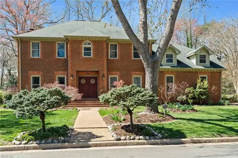 917 Downshire Chse Chase, Virginia Beach, VA 23452
