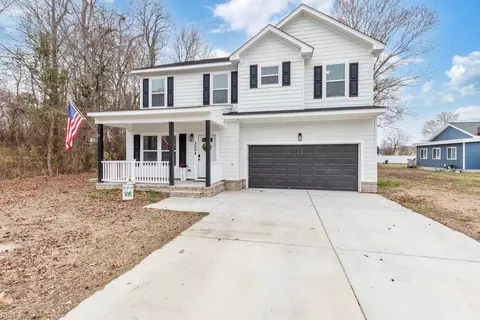 3604 Parr Ln, Chesapeake, VA 23323