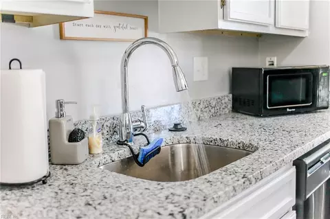 Kitchen - 1316 Vanasse Ct, Hampton, VA 23666 photo 3 of 4