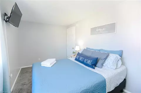 Bedroom - 1316 Vanasse Ct, Hampton, VA 23666 photo 6 of 6