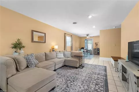 3224 Granada Rd, Portsmouth, VA 23703