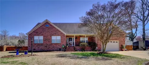 1411 Mill Point Ct, Suffolk, VA 23434