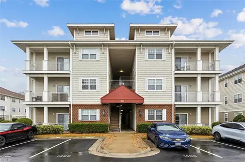 924 Southmoor Dr #106, Virginia Beach, VA 23455
