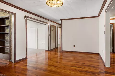 5902 Appleton Dr, Norfolk, VA 23502 photo 13
