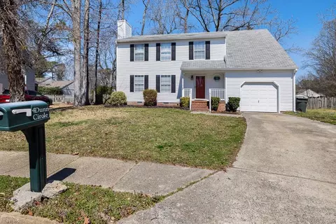 4 Dunn Circle Cir, Hampton, VA 23666
