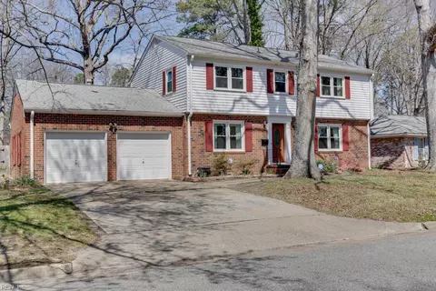 152 Ridgewood Pw Pkwy, Newport News, VA 23608