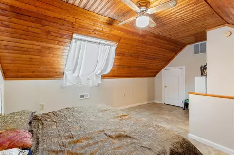 Bedroom - 3 Timothy Dell, Hampton, VA 23669 photo 6 of 6