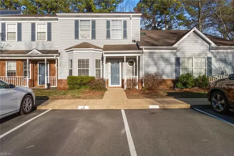 411 Wrought Iron Bnd, Yorktown, VA 23693