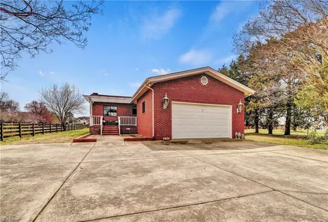 182 Cedar Rd, Poquoson, VA 23662