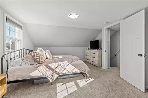 Bedroom - 2116 Silbert Rd, Norfolk, VA 23509 photo 6 of 7