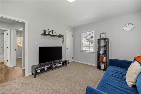 Bedroom - 2116 Silbert Rd, Norfolk, VA 23509 photo 4 of 7