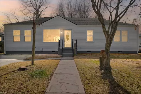 2917 Saturn St, Virginia Beach, VA 23452