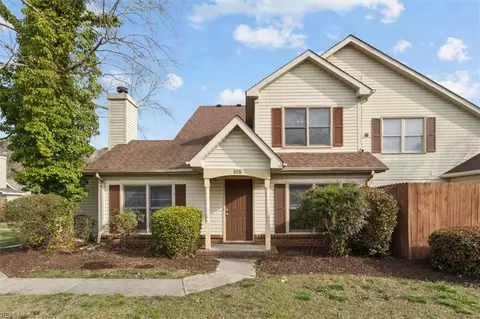 105 Ridge Wood Dr, Hampton, VA 23666
