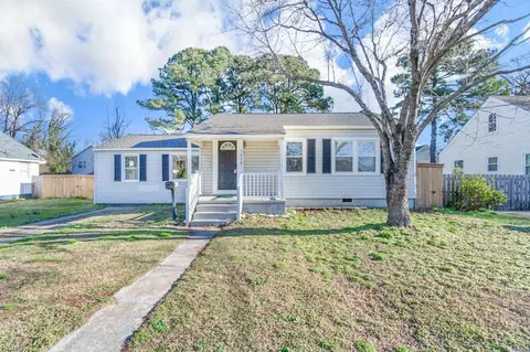 1029 Livingston Ave, Chesapeake, VA 23324