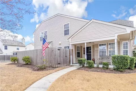 1016 Kings Cross Quay Quay, Chesapeake, VA 23320