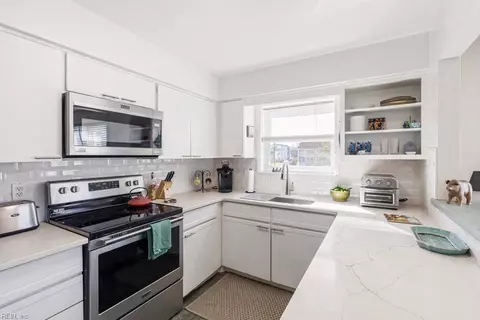 355 Norfolk Ave, Virginia Beach, VA 23451