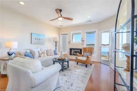 9494 Bay Front Dr, Norfolk, VA 23518
