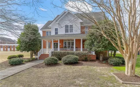 920 Stanhope Gdns, Chesapeake, VA 23320