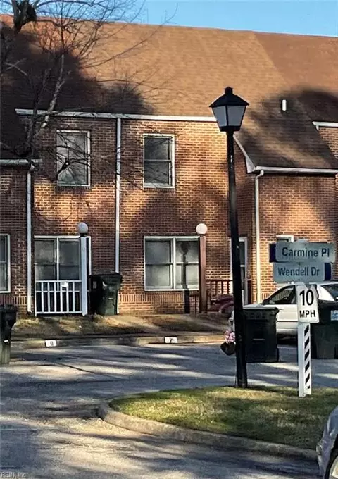 10 Carmine Pl, Hampton, VA 23666